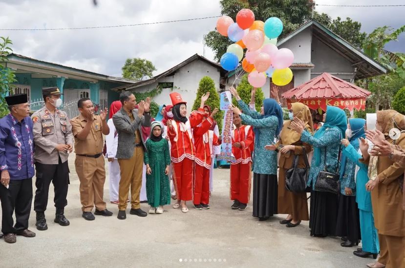 Launching Pekan Imunisasi Dunia (PID) dan Bulan Imunisasi Anak Nasional (BIAN) di Nagari Salimpek Kecamatan Lembah Gumanti.